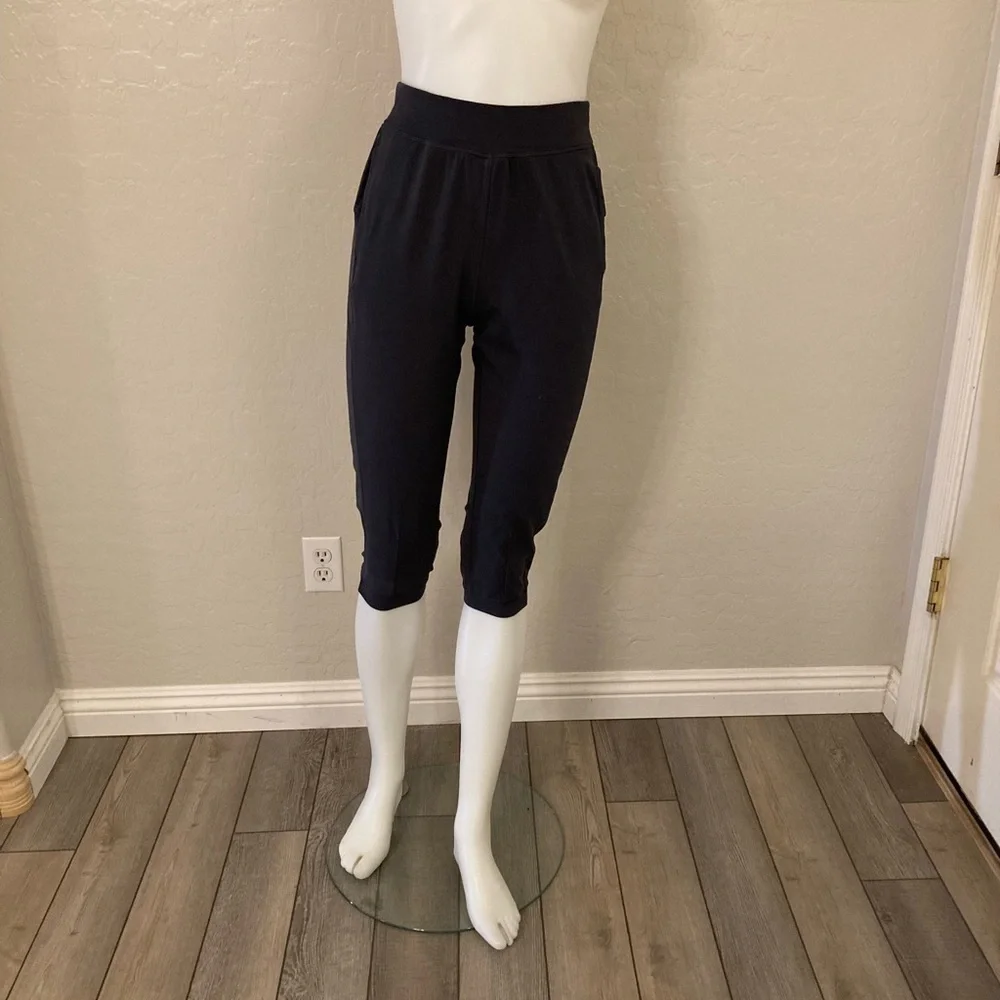 Lululemon Rejuvenate Crop *18